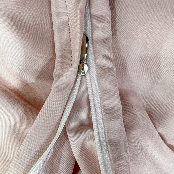 91家纺网 家纺一手货源 找家纺 悦织湾家纺 亲肤120克水洗棉磨毛刺绣纯色四件套2025新款轻奢韩版公主风精致床上用品绣花4件套 宽境天蓝