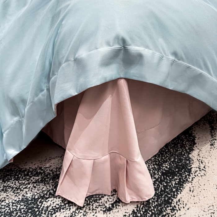 91家纺网 家纺一手货源 找家纺 悦织湾家纺 亲肤120克水洗棉磨毛刺绣纯色四件套2025新款轻奢韩版公主风精致床上用品绣花4件套 宽境天蓝