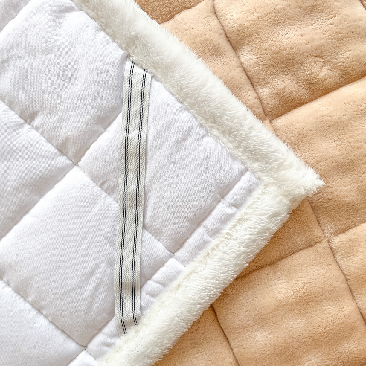 91家纺网 家纺一手货源 找家纺 缦吉 2025新款泡泡兔毛牛奶绒床垫 冬日奶咖（全网最低）