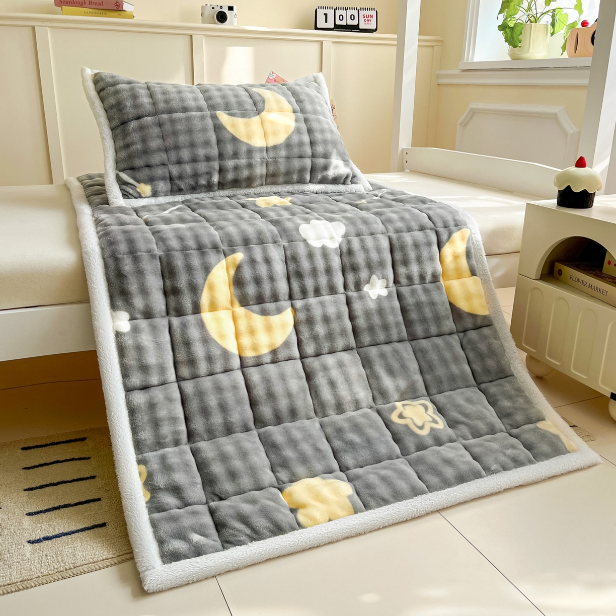 91家纺网 家纺一手货源 找家纺 缦吉 2025新款泡泡兔毛牛奶绒床垫 繁星满天（全网最低）