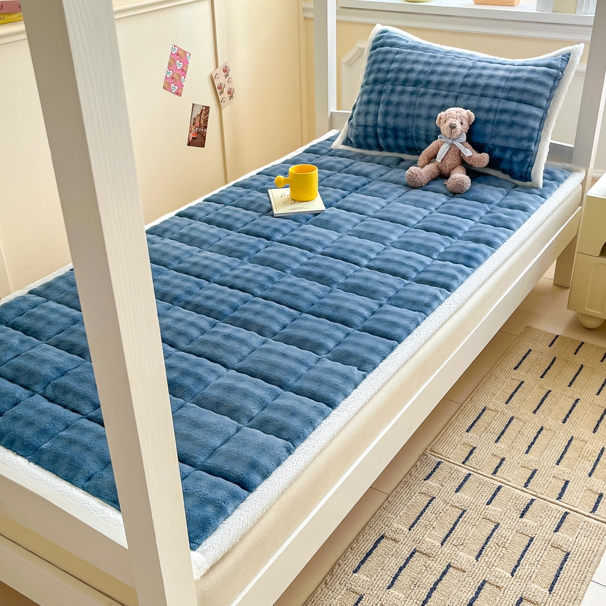 91家纺网 家纺一手货源 找家纺 缦吉 2025新款泡泡兔毛牛奶绒床垫 深海蓝色（全网最低）