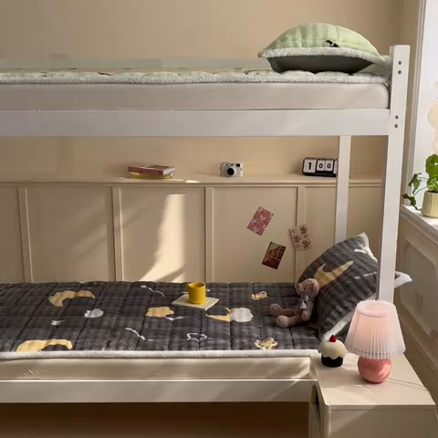 91家纺网 家纺一手货源 找家纺 缦吉 2025新款泡泡兔毛牛奶绒床垫 繁星满天（全网最低）