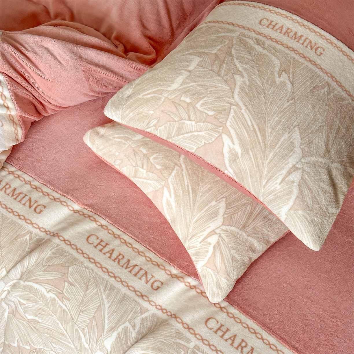 91家纺网 家纺一手货源 找家纺 （总）梦幻之城 2025新款牛奶绒刺绣款四件套-苏缦