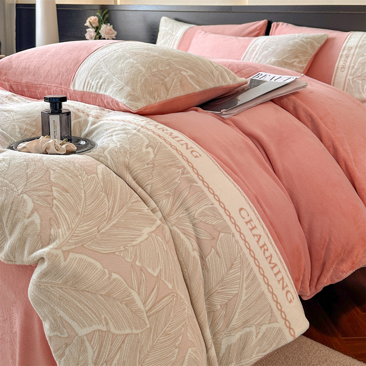 91家纺网 家纺一手货源 找家纺 梦幻之城 2025新款牛奶绒刺绣款四件套-苏缦 苏缦-橙意粉