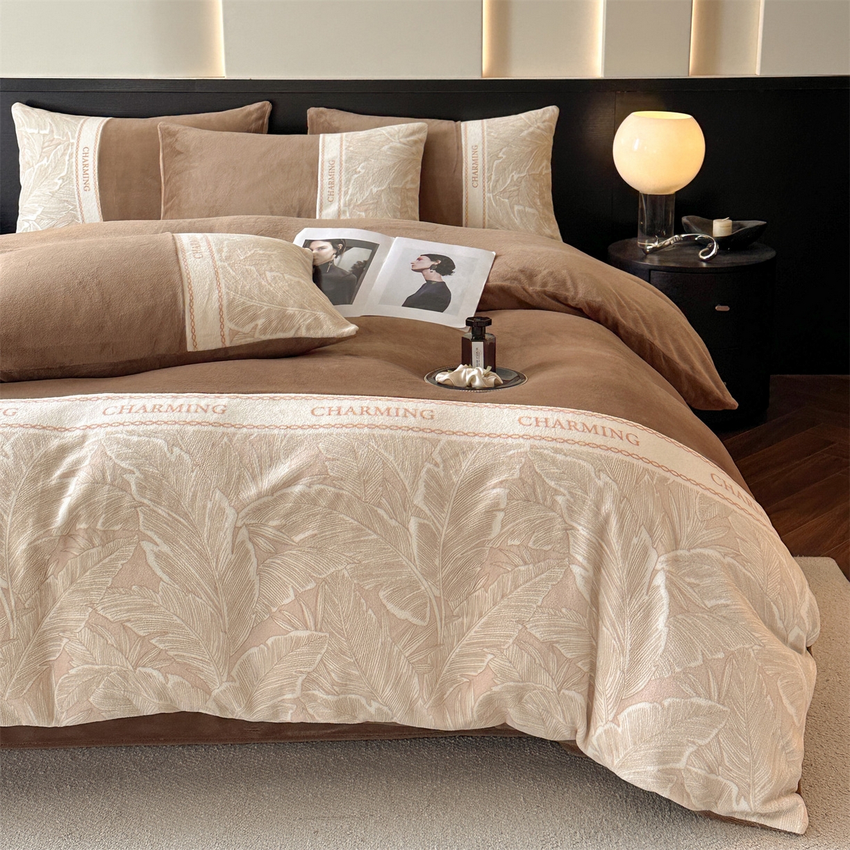 91家纺网 家纺一手货源 找家纺 梦幻之城 2025新款牛奶绒刺绣款四件套-苏缦 摩卡棕