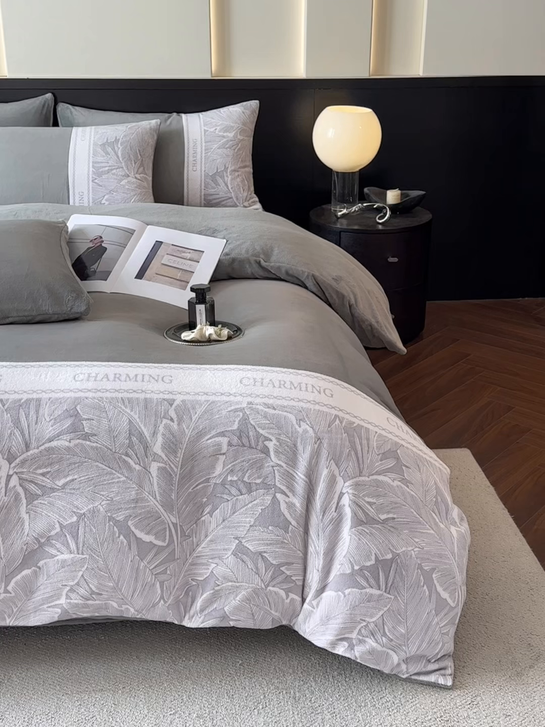 91家纺网 家纺一手货源 找家纺 梦幻之城 2025新款牛奶绒刺绣款四件套-苏缦 经典灰