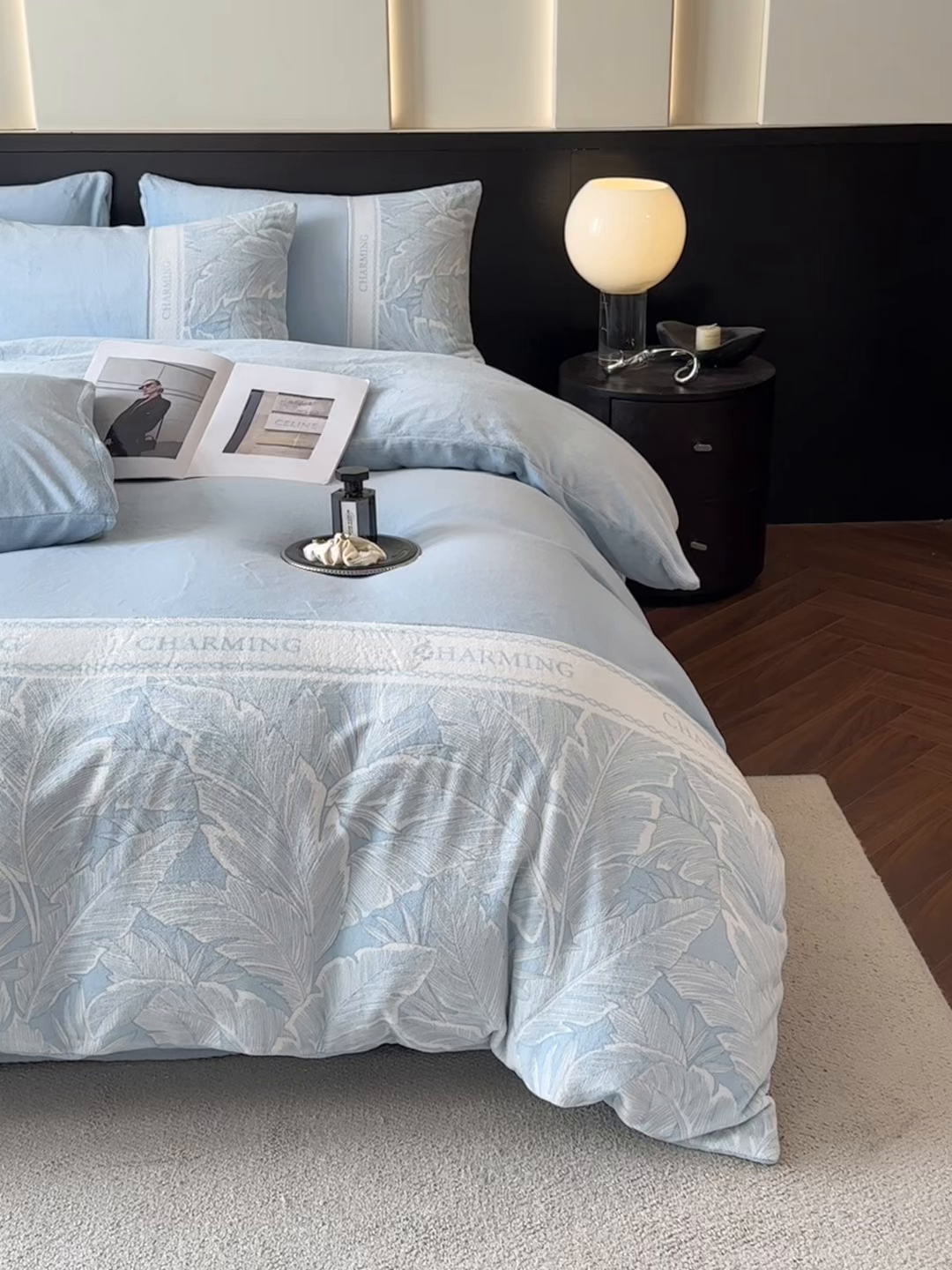 91家纺网 家纺一手货源 找家纺 梦幻之城 2025新款牛奶绒刺绣款四件套-苏缦 天空蓝