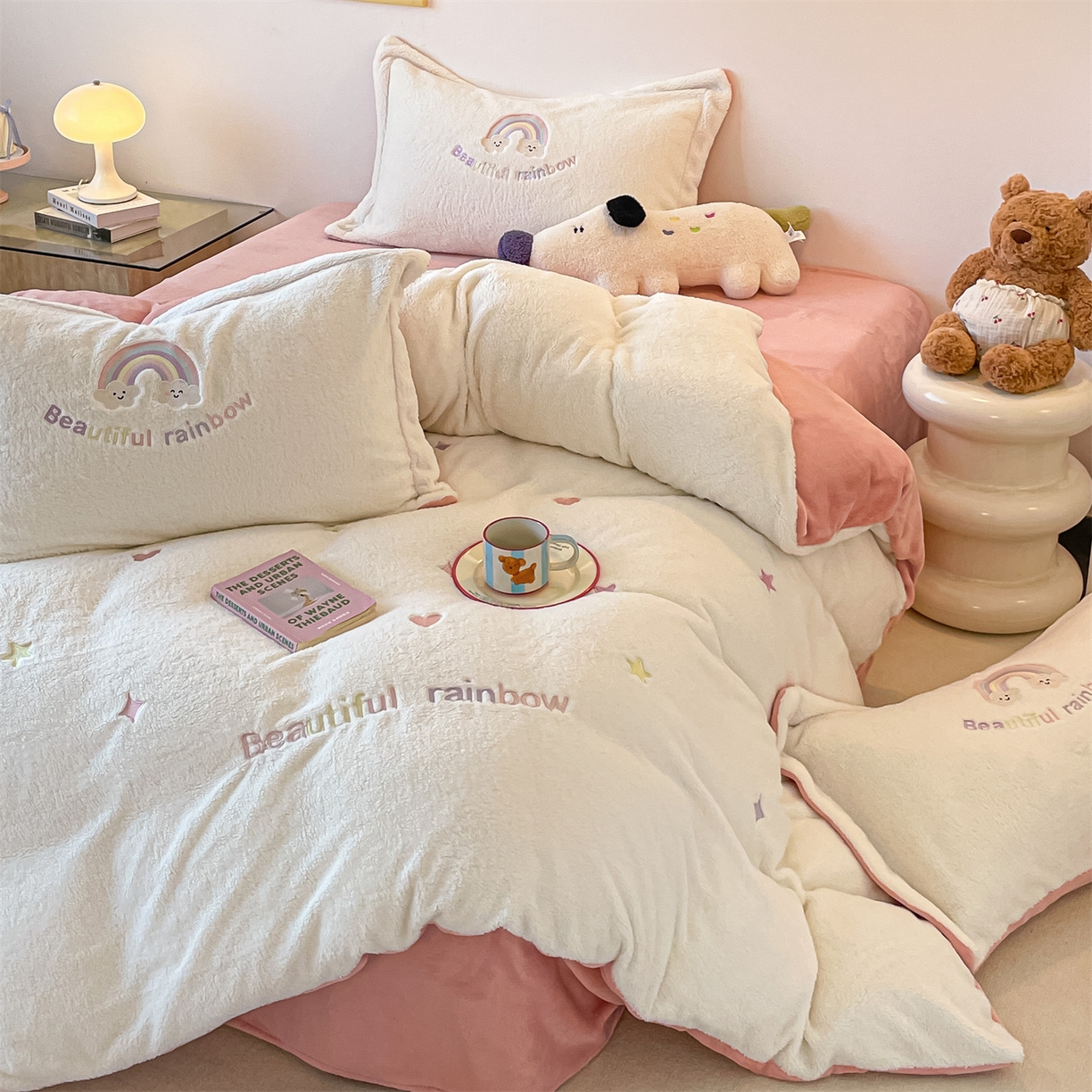 91家纺网 家纺一手货源 找家纺 （总）梦幻之城 2025新款牛奶绒四件套洛可可-朵绒系列