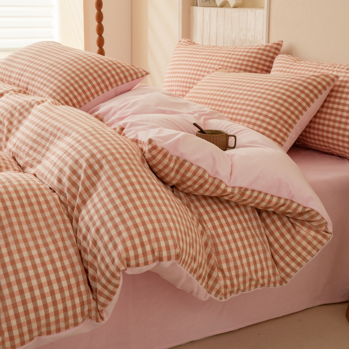 91家纺网 家纺一手货源 找家纺 雯雨家纺 2025新款一面全棉一面牛奶绒可拆洗冬被被子被芯春秋被被子被芯 棉绒-粉小格