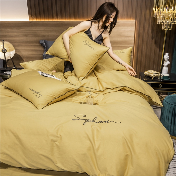 91家纺网 家纺一手货源 找家纺 小叮当家纺仓储工厂店 2025新款(热买家秀不断货)40s贡缎长绒棉纯棉字母款全棉四件套轻奢床上用品 金秋黄