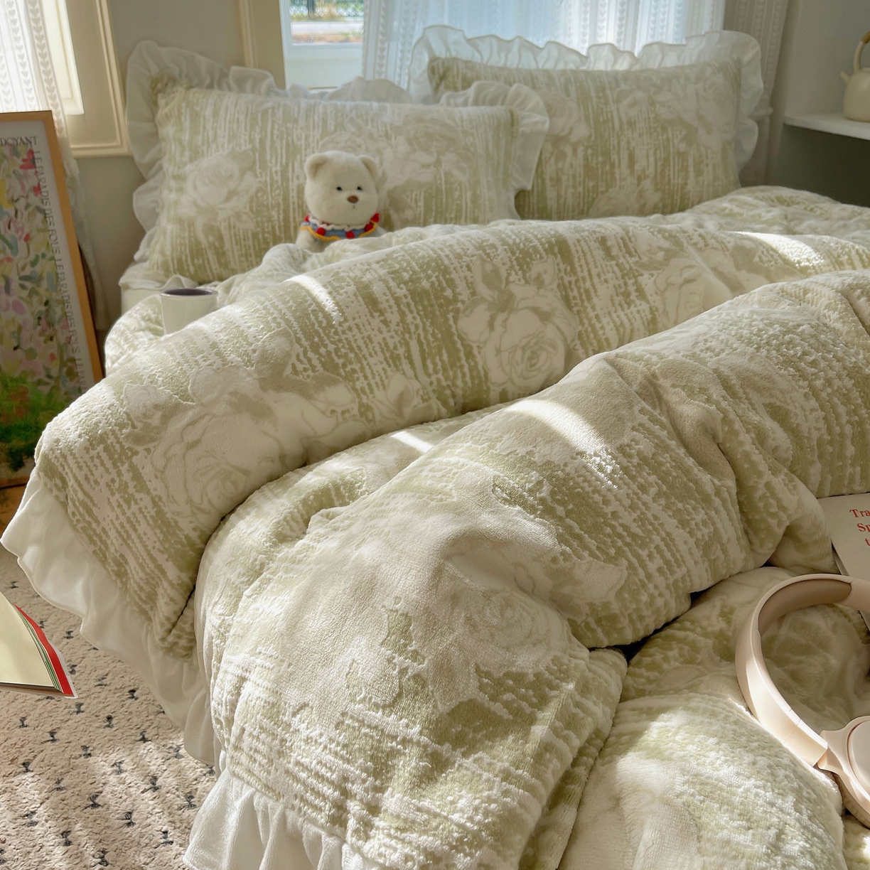 91家纺网 家纺一手货源 找家纺 （总）三朵家纺 2025新款韩系花边雕花绒牛奶绒法莱绒四件套