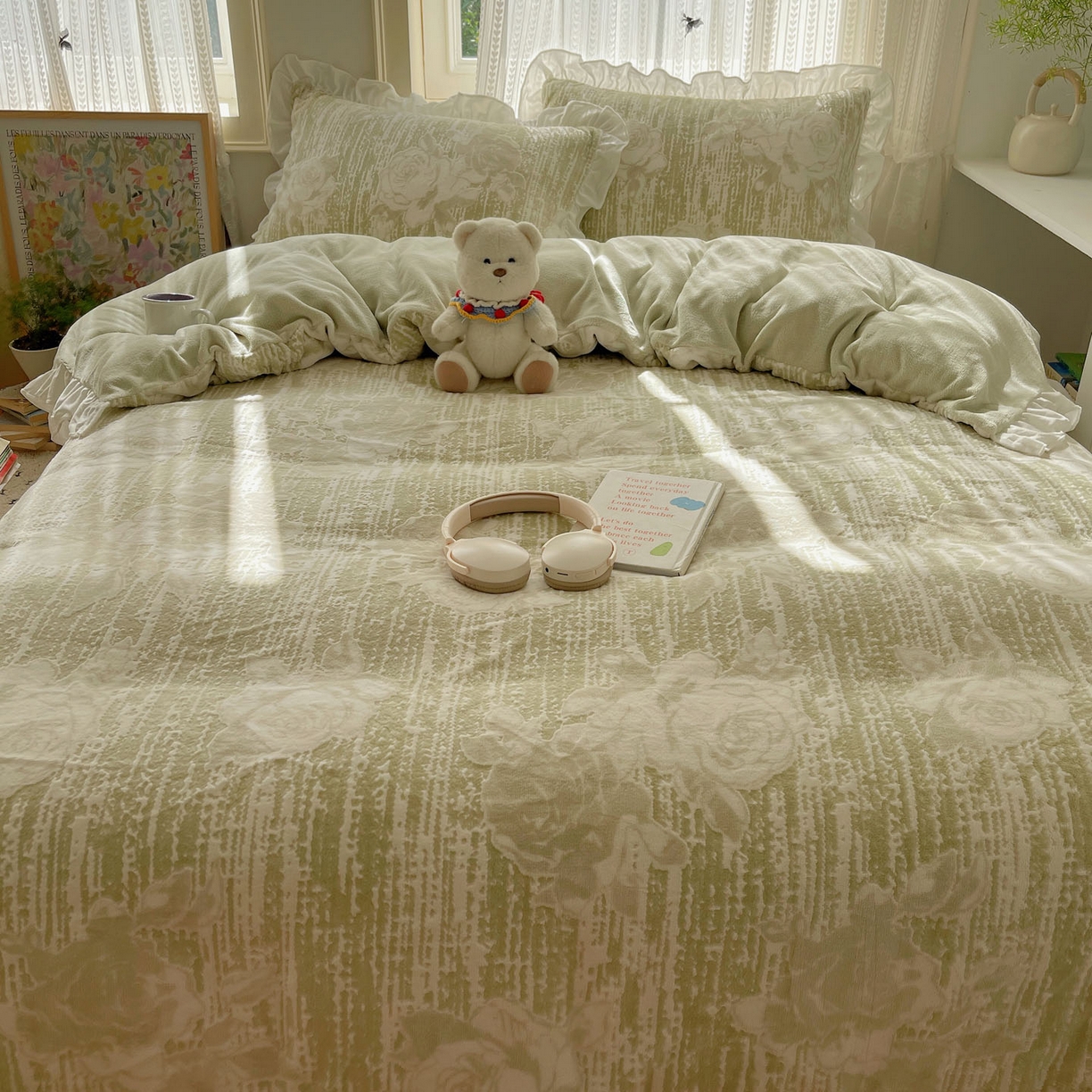 91家纺网 家纺一手货源 找家纺 三朵家纺 2025新款韩系花边雕花绒牛奶绒法莱绒四件套 绿野仙踪