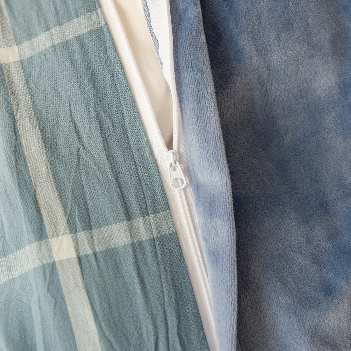 91家纺网 家纺一手货源 找家纺 雯雨家纺 2025新款一面全棉一面牛奶绒可拆洗冬被被子被芯春秋被被子被芯 棉绒-海蓝格