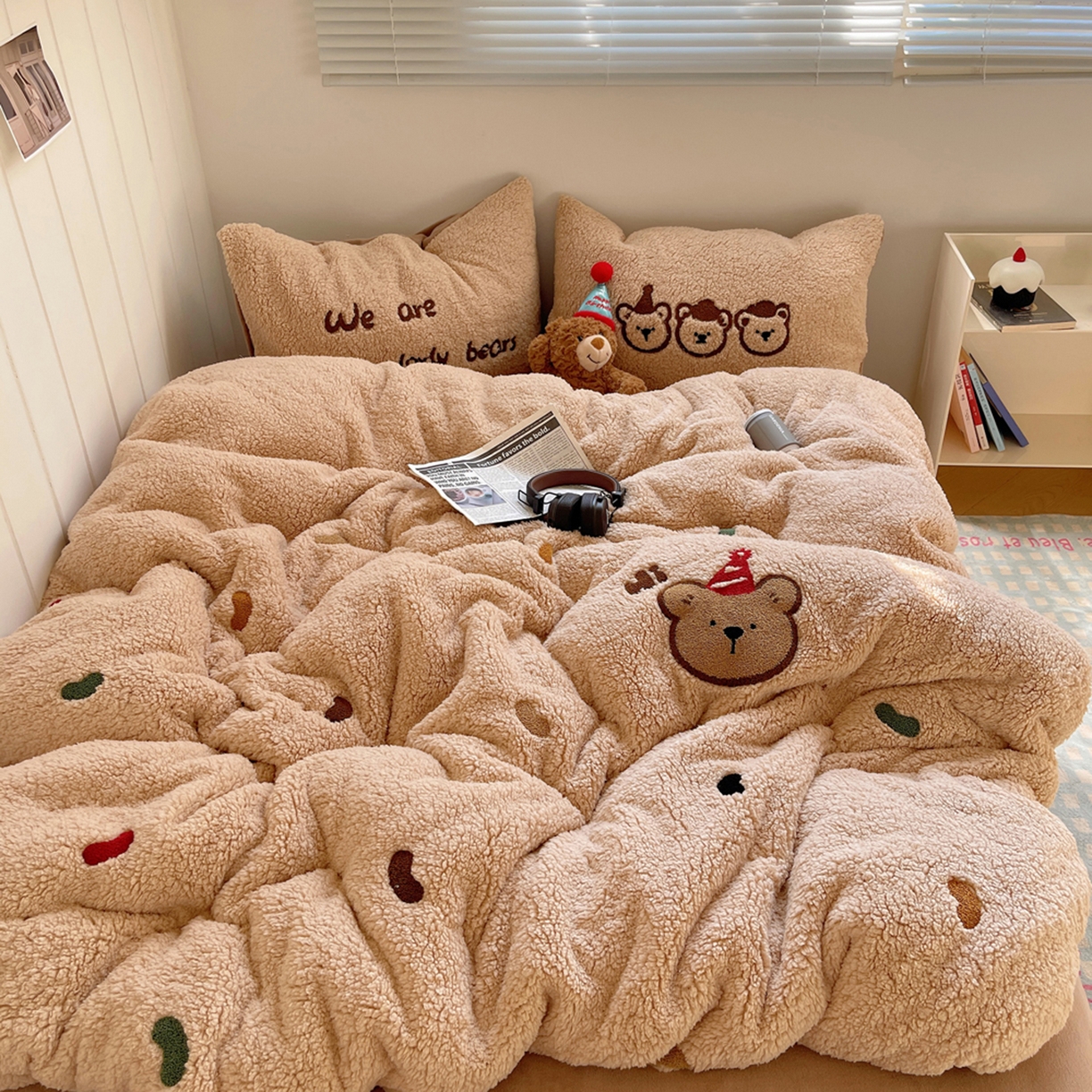 91家纺网 家纺一手货源 找家纺 （总）轻奢坊 2025新款软糯可爱ins韩风羊羔绒毛巾绣四件套