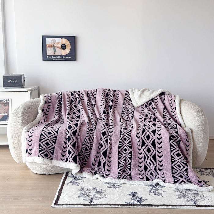 卡琪曼 2025新款阳离子提花羊羔绒毛毯盖毯毯子 浅紫色