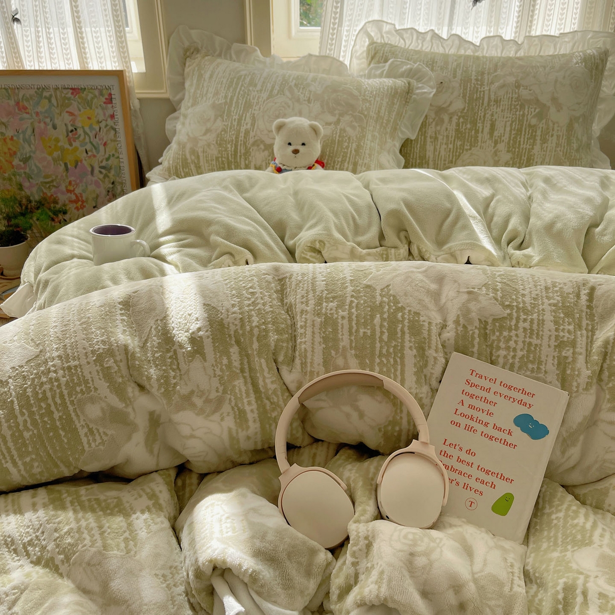 91家纺网 家纺一手货源 找家纺 三朵家纺 2025新款韩系花边雕花绒牛奶绒法莱绒四件套 绿野仙踪