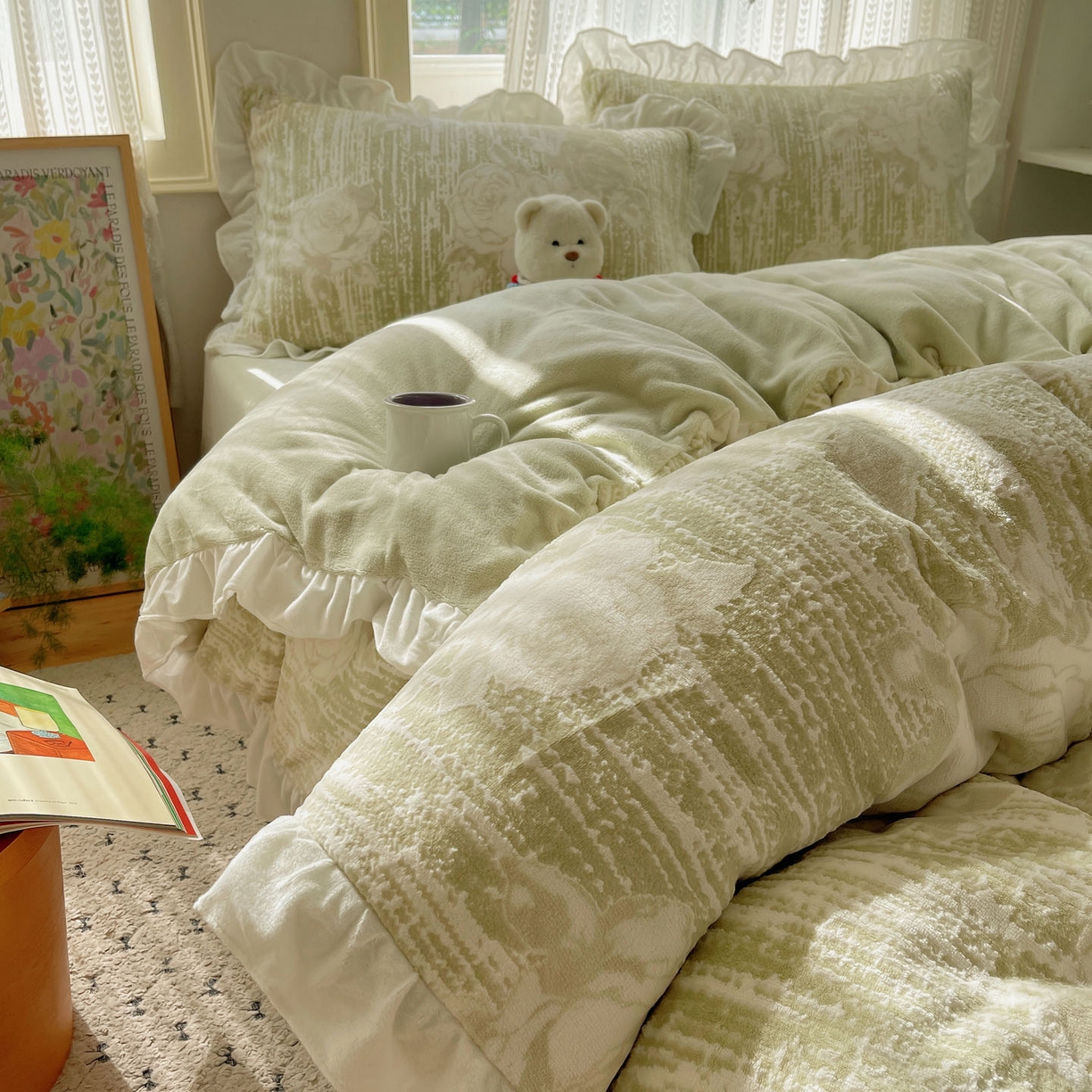 91家纺网 家纺一手货源 找家纺 三朵家纺 2025新款韩系花边雕花绒牛奶绒法莱绒四件套 绿野仙踪