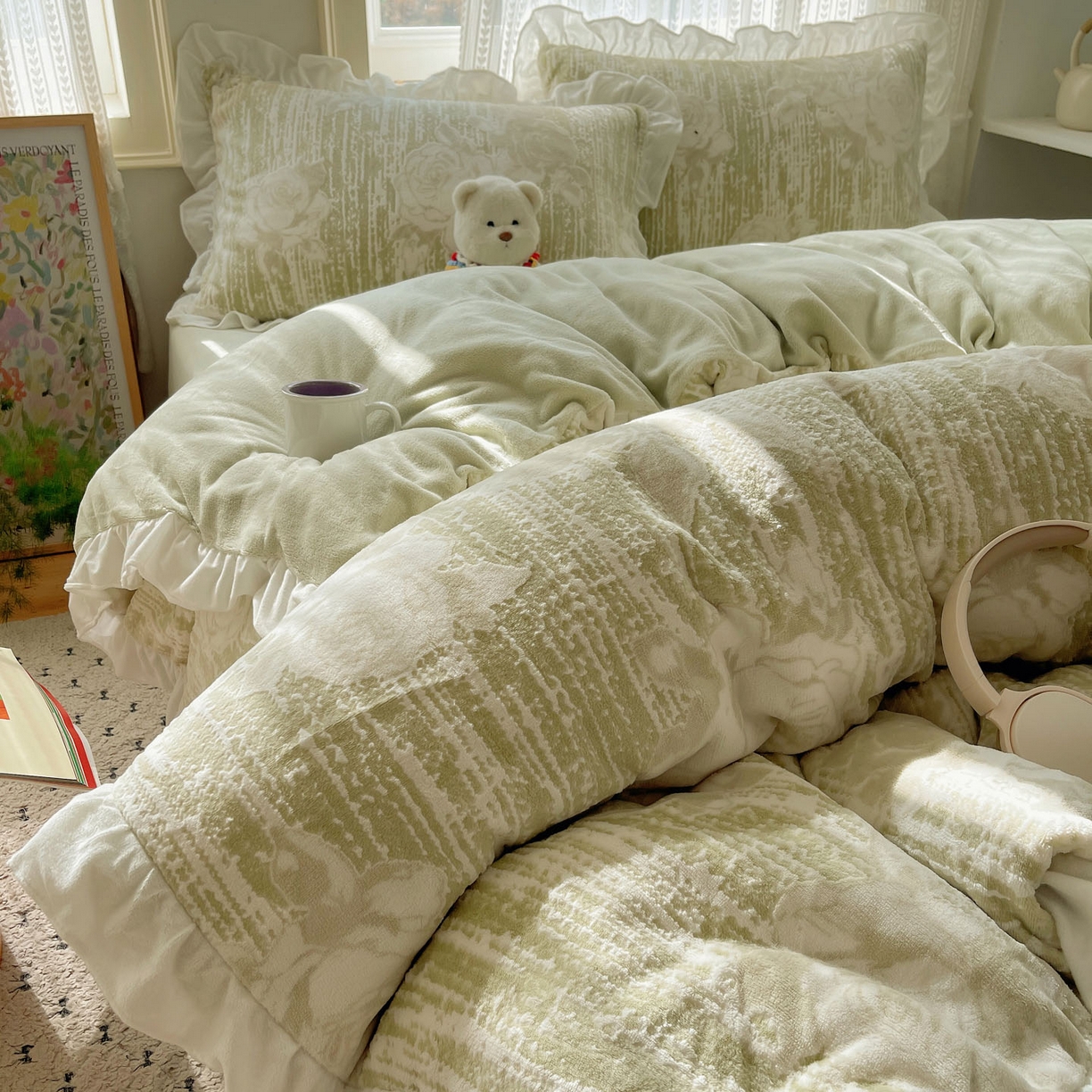 91家纺网 家纺一手货源 找家纺 三朵家纺 2025新款韩系花边雕花绒牛奶绒法莱绒四件套 绿野仙踪