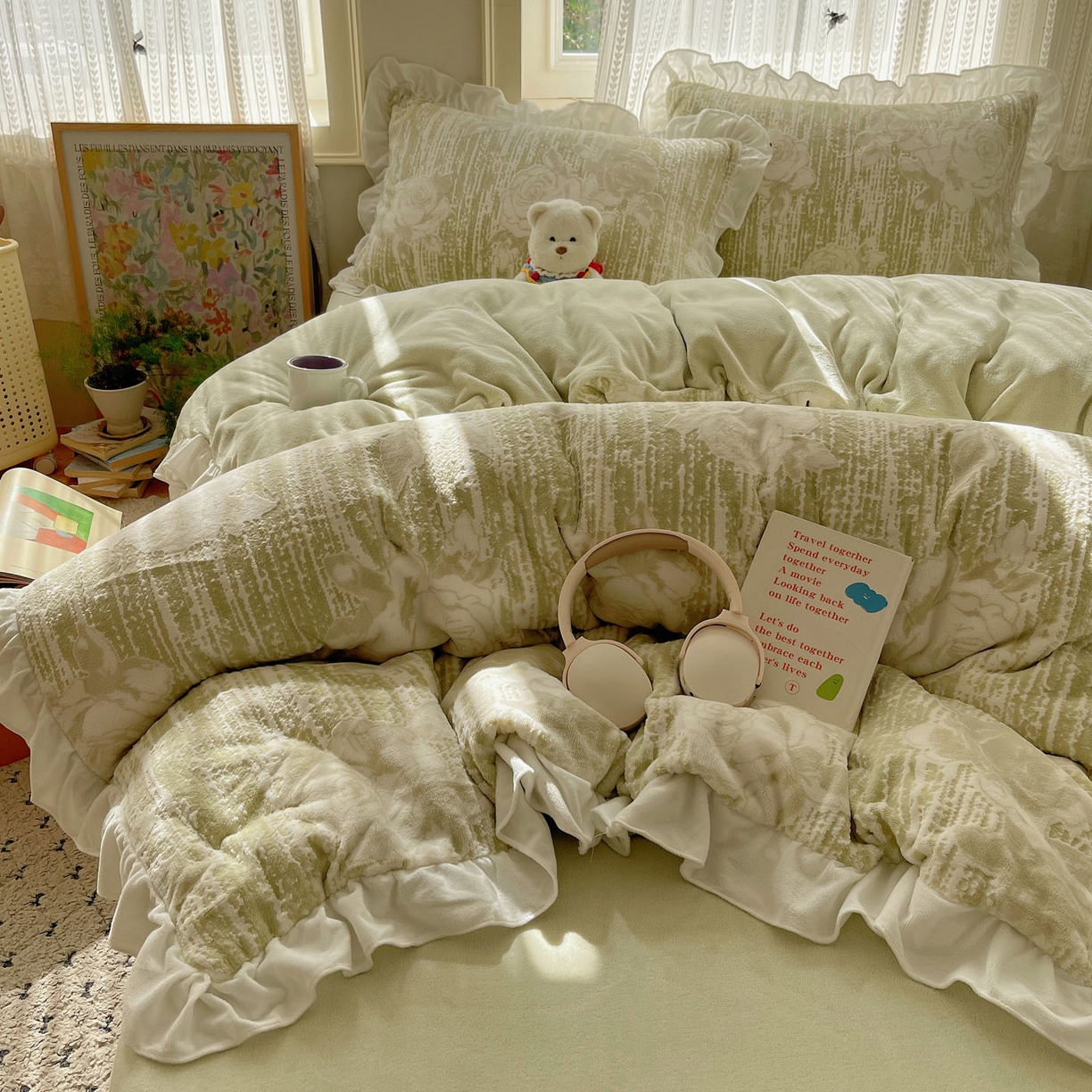 91家纺网 家纺一手货源 找家纺 三朵家纺 2025新款韩系花边雕花绒牛奶绒法莱绒四件套 绿野仙踪