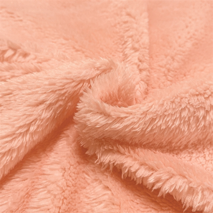 91家纺网 家纺一手货源 找家纺 梦幻之城 2025新款牛奶绒刺绣四件套-凯勒系列A款 凯勒-暖心粉+香槟色