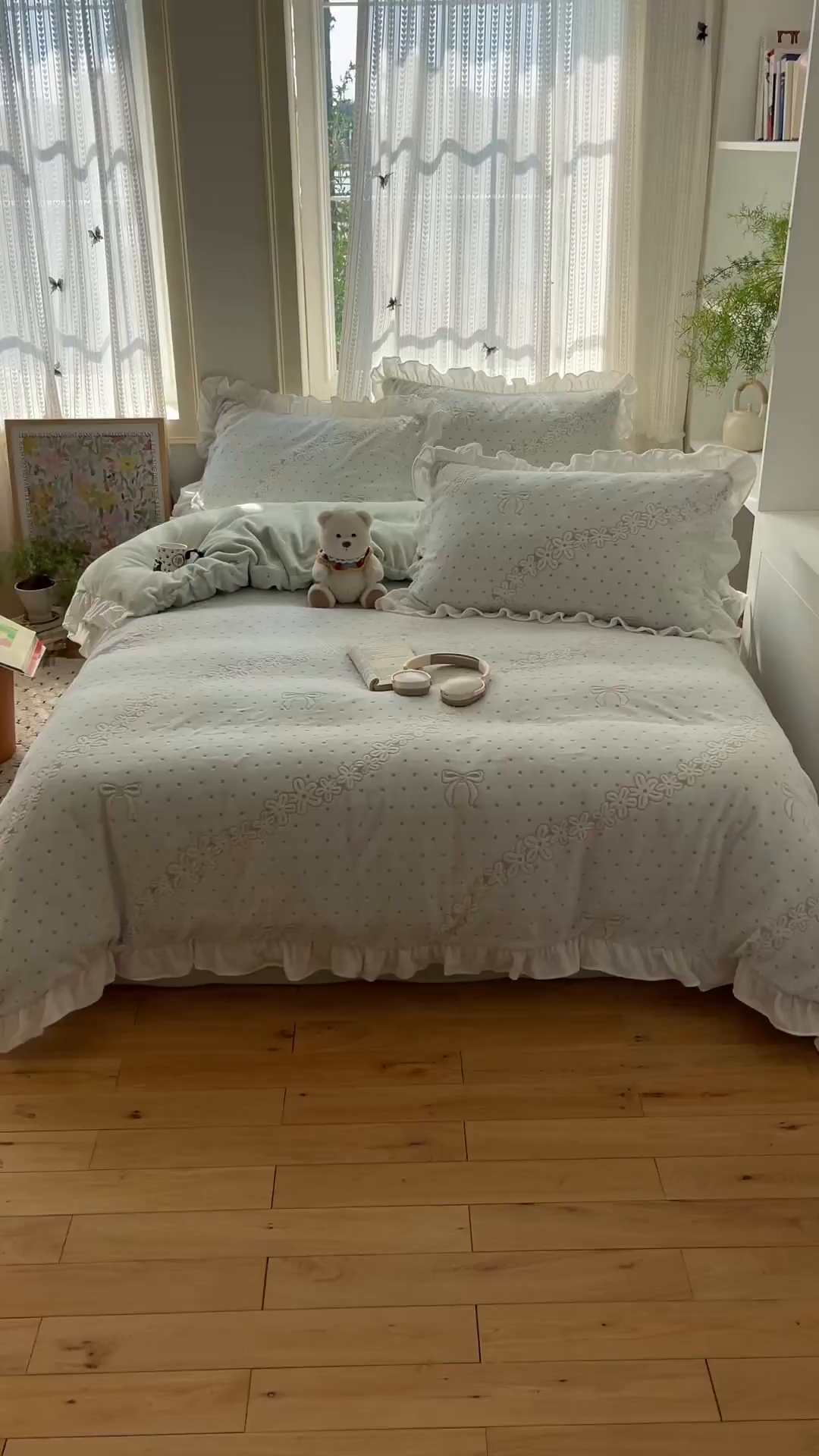 91家纺网 家纺一手货源 找家纺 三朵家纺 2025新款韩系花边雕花绒牛奶绒法莱绒四件套 海棠秘境