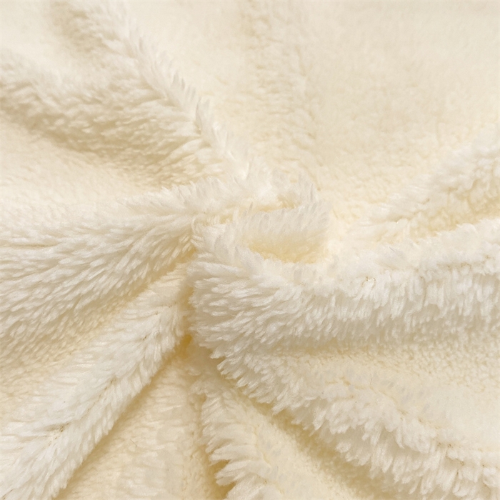 91家纺网 家纺一手货源 找家纺 梦幻之城 2025新款牛奶绒刺绣四件套-凯勒系列A款 凯勒-奶芋色+暖黄