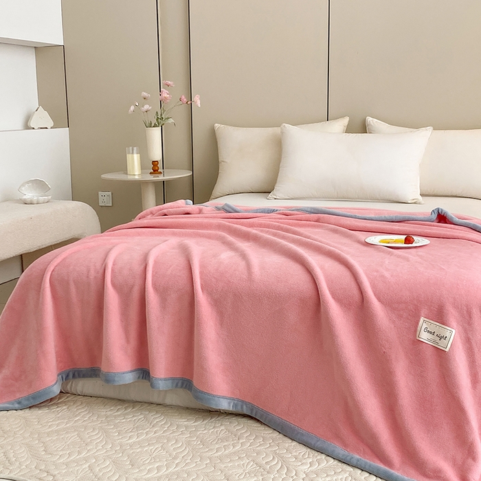 91家纺网 家纺一手货源 找家纺 （总）美伦美焕 2025新款高克重纯色獭獭绒毛毯盖毯