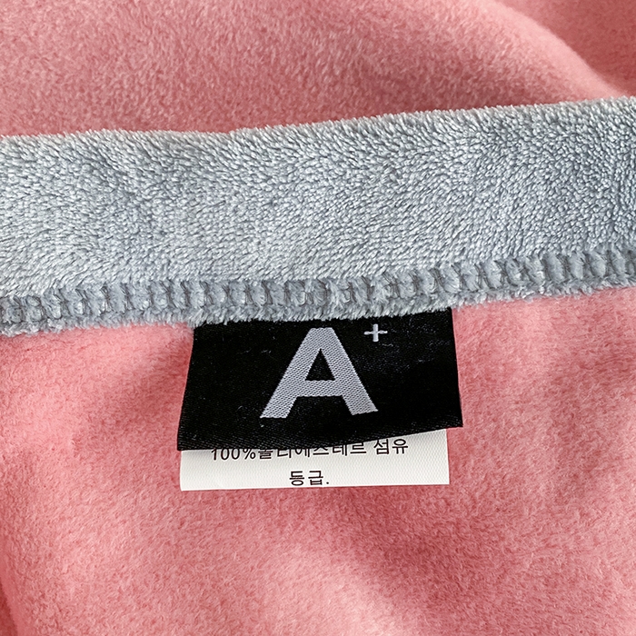 91家纺网 家纺一手货源 找家纺 美伦美焕 2025新款高克重纯色獭獭绒毛毯盖毯 胭脂粉