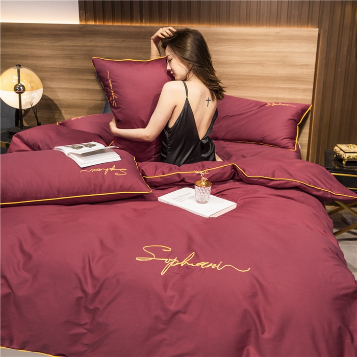 91家纺网 家纺一手货源 找家纺 小叮当家纺仓储工厂店 2025新款(热买家秀不断货)40s贡缎长绒棉纯棉字母款全棉四件套轻奢床上用品 紫嫣红