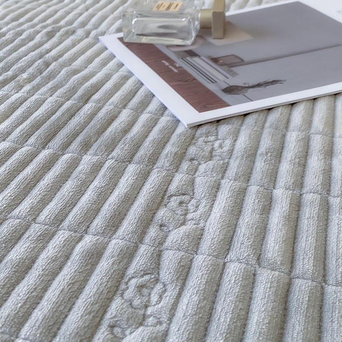 91家纺网 家纺一手货源 找家纺 美伦美焕 2025新款加厚雕花绒床盖款四件套-浅叶 浅叶-绅士灰