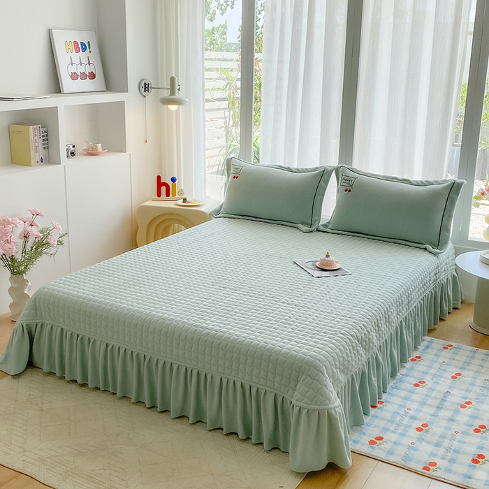 91家纺网 家纺一手货源 找家纺 美伦美焕 2025新款獭獭绒贴布绣床盖款四件套 薄荷绿