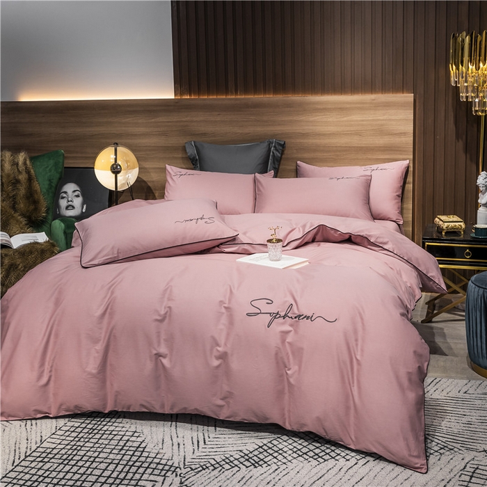 91家纺网 家纺一手货源 找家纺 小叮当家纺仓储工厂店 2025新款(热买家秀不断货)40s贡缎长绒棉纯棉字母款全棉四件套轻奢床上用品 豆沙色