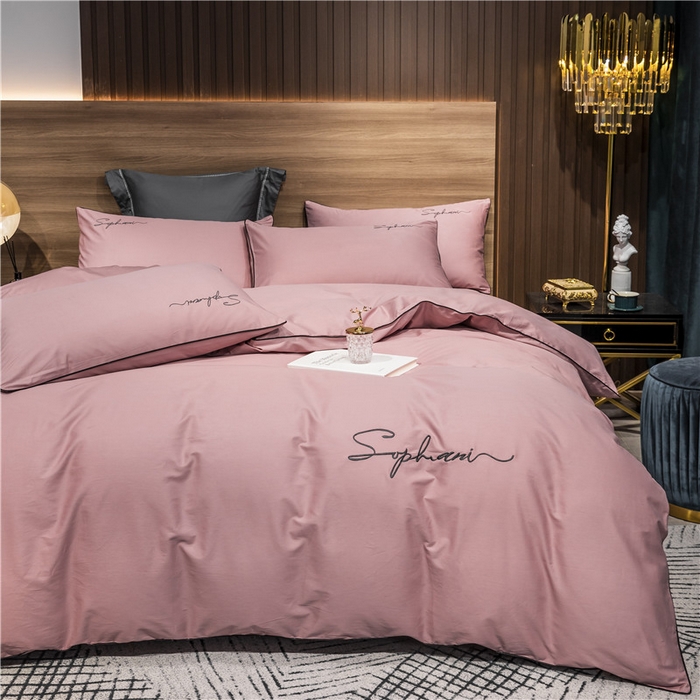 91家纺网 家纺一手货源 找家纺 小叮当家纺仓储工厂店 2025新款(热买家秀不断货)40s贡缎长绒棉纯棉字母款全棉四件套轻奢床上用品 豆沙色