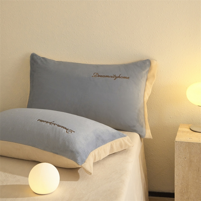 91家纺网 家纺一手货源 找家纺 梦幻之城 2025新款牛奶绒刺绣四件套-安克斯绒A款 安克斯绒-星辰灰+香槟色