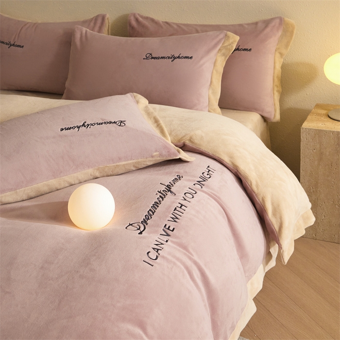 梦幻之城 2025新款牛奶绒刺绣四件套-安克斯绒A款 安克斯绒-可可粉+香槟色