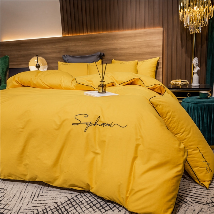 91家纺网 家纺一手货源 找家纺 小叮当家纺仓储工厂店 2025新款(热买家秀不断货)40s贡缎长绒棉纯棉字母款全棉四件套轻奢床上用品 姜黄