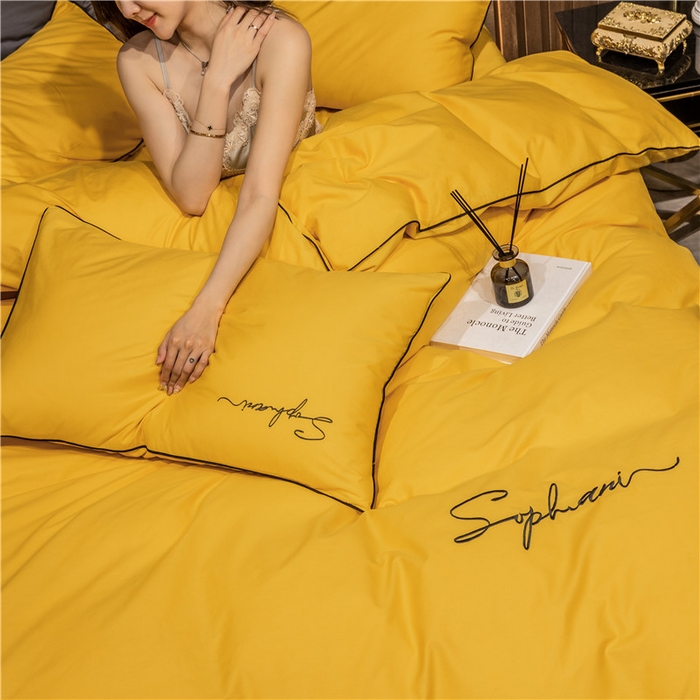 91家纺网 家纺一手货源 找家纺 小叮当家纺仓储工厂店 2025新款(热买家秀不断货)40s贡缎长绒棉纯棉字母款全棉四件套轻奢床上用品 姜黄