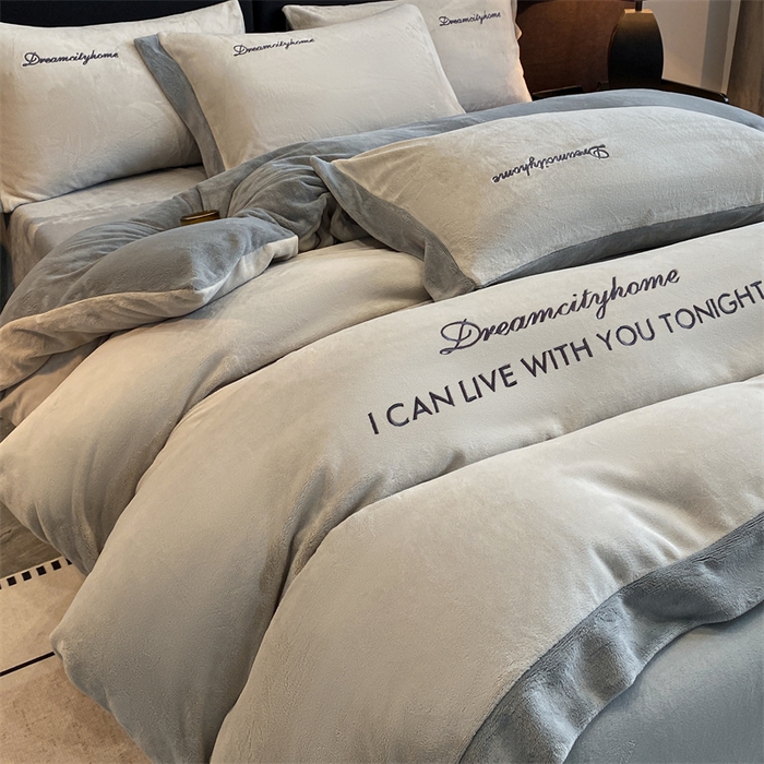 91家纺网 家纺一手货源 找家纺 （总）梦幻之城 2025新款牛奶绒刺绣四件套-安克斯绒B款