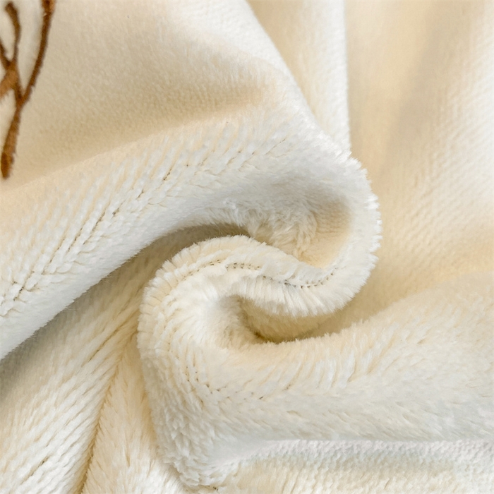 91家纺网 家纺一手货源 找家纺 梦幻之城 2025新款牛奶绒刺绣四件套-安克斯绒B款 安克斯绒-奶芋色+星辰灰