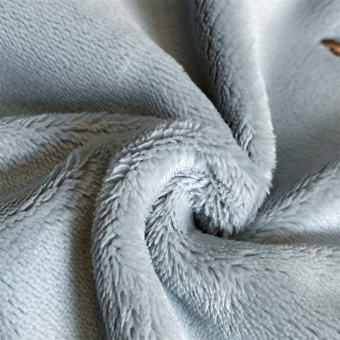 91家纺网 家纺一手货源 找家纺 梦幻之城 2025新款牛奶绒刺绣四件套-安克斯绒B款 安克斯绒-星辰灰+香槟色