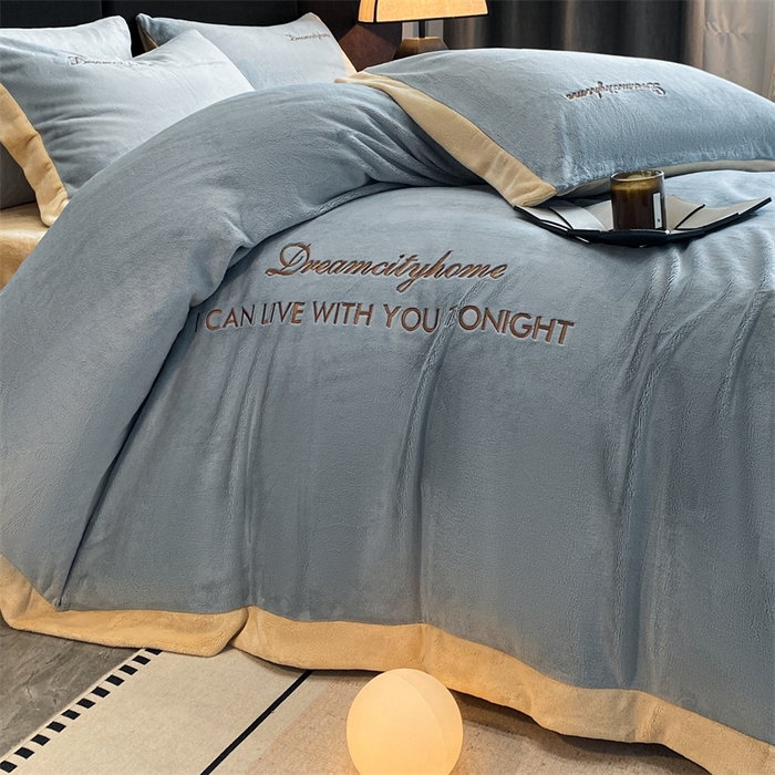 91家纺网 家纺一手货源 找家纺 梦幻之城 2025新款牛奶绒刺绣四件套-安克斯绒B款 安克斯绒-星辰灰+香槟色