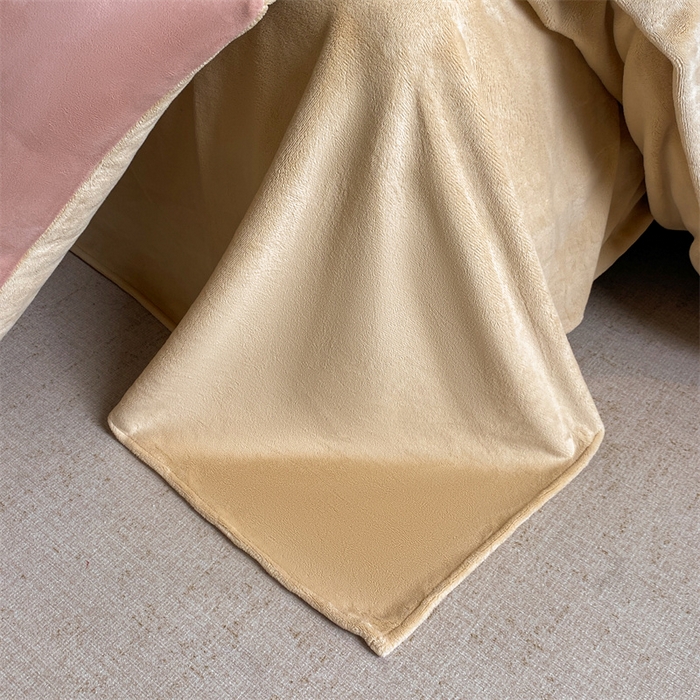 91家纺网 家纺一手货源 找家纺 梦幻之城 2025新款牛奶绒刺绣四件套-安克斯绒B款 安克斯绒-可可粉+香槟色