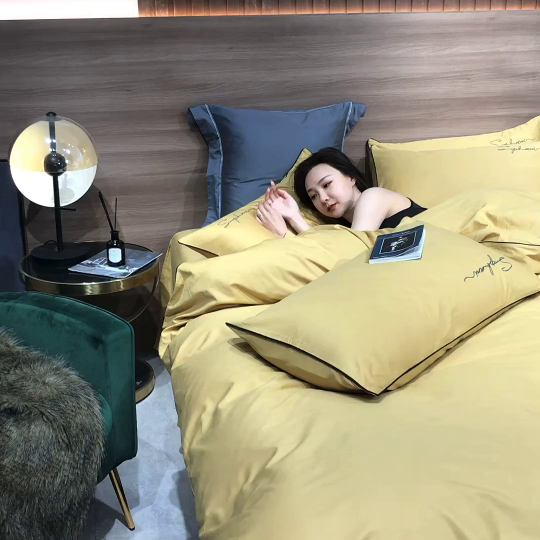 91家纺网 家纺一手货源 找家纺 小叮当家纺仓储工厂店 2025新款(热买家秀不断货)40s贡缎长绒棉纯棉字母款全棉四件套轻奢床上用品 金秋黄