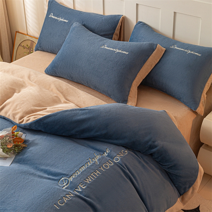 91家纺网 家纺一手货源 找家纺 （总）梦幻之城 2025新款牛奶绒刺绣四件套-安克斯绒C款