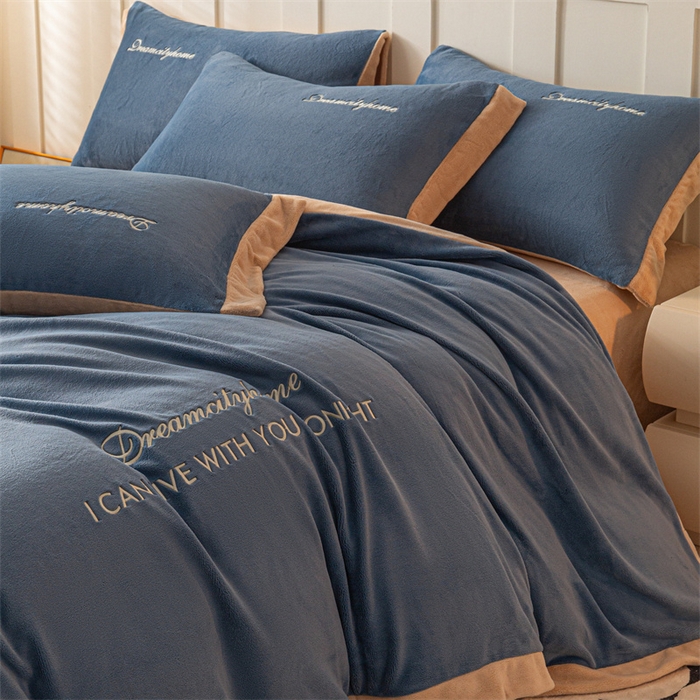 梦幻之城 2025新款牛奶绒刺绣四件套-安克斯绒C款 安克斯绒-宾利蓝+香槟色