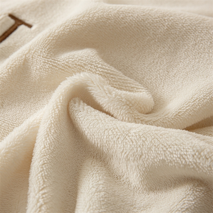 91家纺网 家纺一手货源 找家纺 梦幻之城 2025新款牛奶绒刺绣四件套-安克斯绒C款 安克斯绒-奶芋色+杏仁