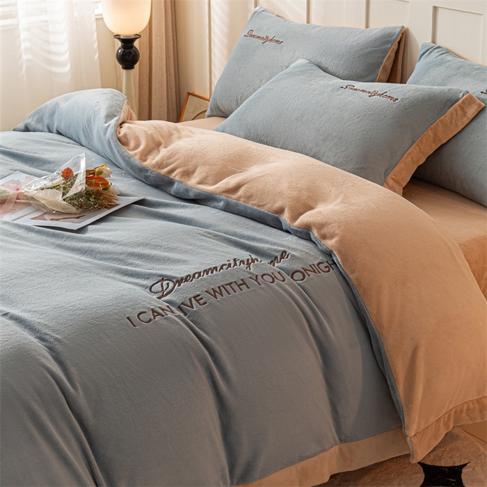 91家纺网 家纺一手货源 找家纺 梦幻之城 2025新款牛奶绒刺绣四件套-安克斯绒C款 安克斯绒-星辰灰+香槟色