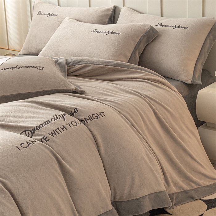 梦幻之城 2025新款牛奶绒刺绣四件套-安克斯绒C款 安克斯绒-香草灰+经典灰