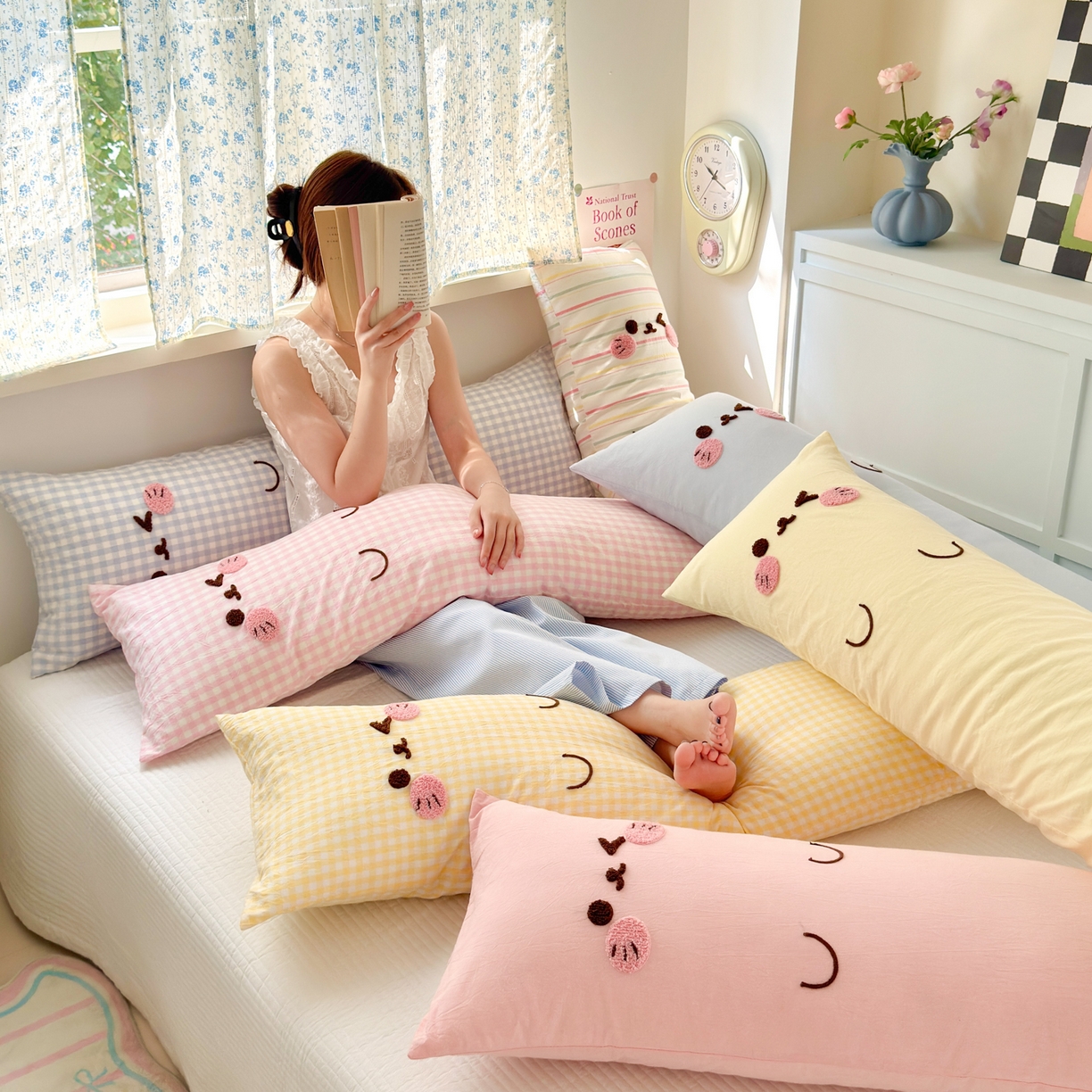 91家纺网 家纺一手货源 找家纺 丽涵家纺 2025新款可爱抱抱喵抱枕侧睡抱枕夹腿靠枕 抱抱喵-蜜桃粉