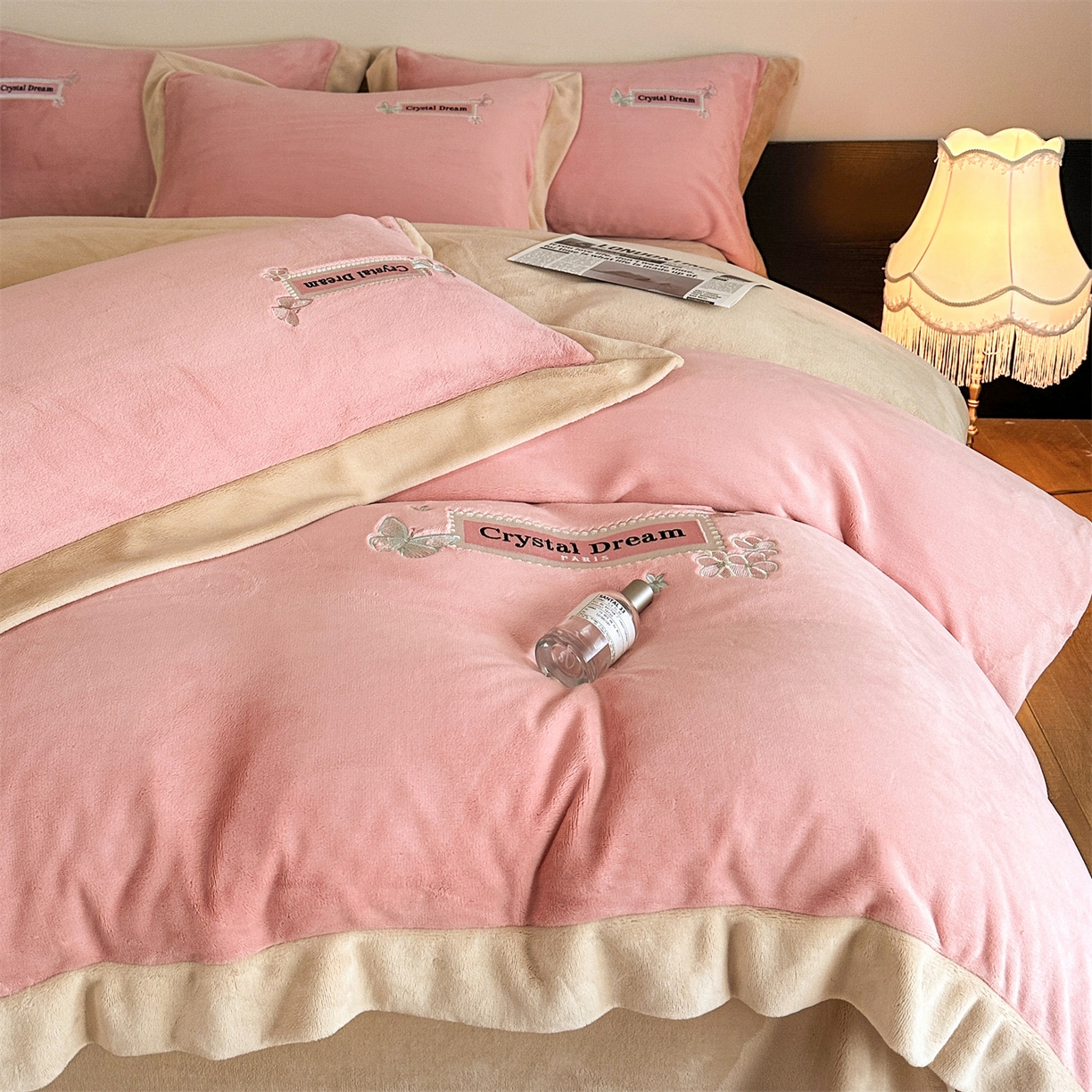 91家纺网 家纺一手货源 找家纺 （总）梦幻之城 2025新款牛奶绒刺绣款四件套-梦菲